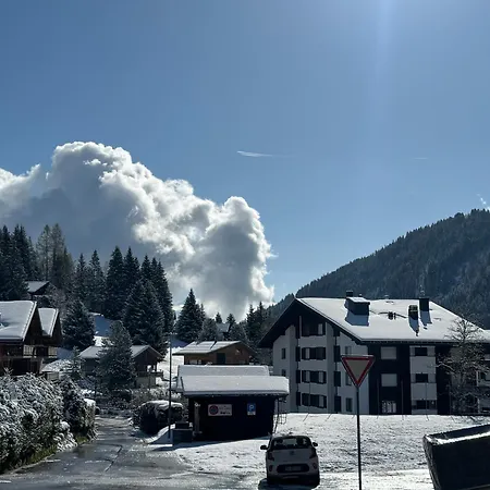 Everest Διαμέρισμα *